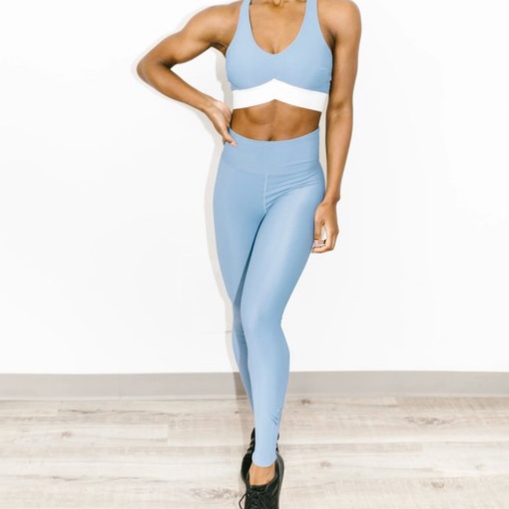 HEROINE SPORT TWO-TONE RIBBED STRETCH LEGGINGS IN LIGHT BLUE SZ MD